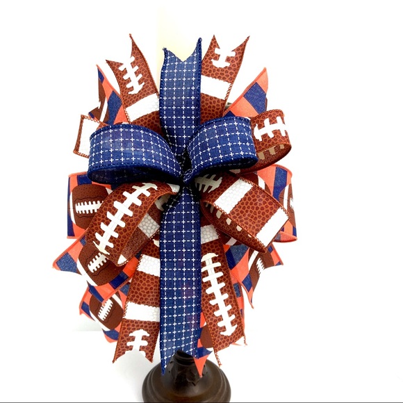 💥💥SOLD OUT💥💥Fall Football Bow for Wreath - Picture 2 of 4